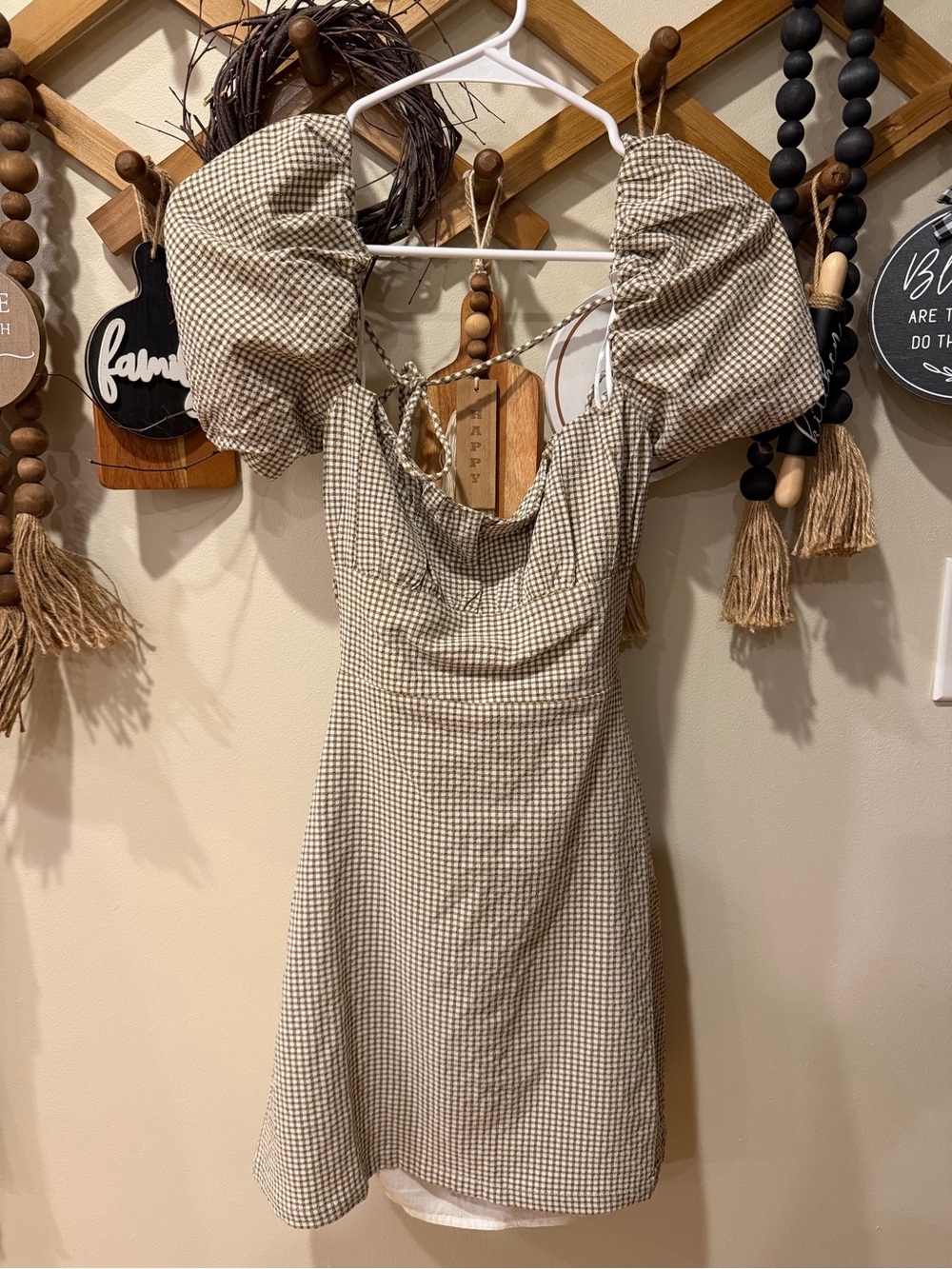 OAK + FORT Beige Gingham Puff-Sleeve Mini Dress
